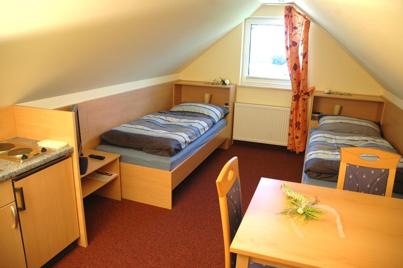 Hotel Garni Daniela Urich Schwanenstadt Екстер'єр фото